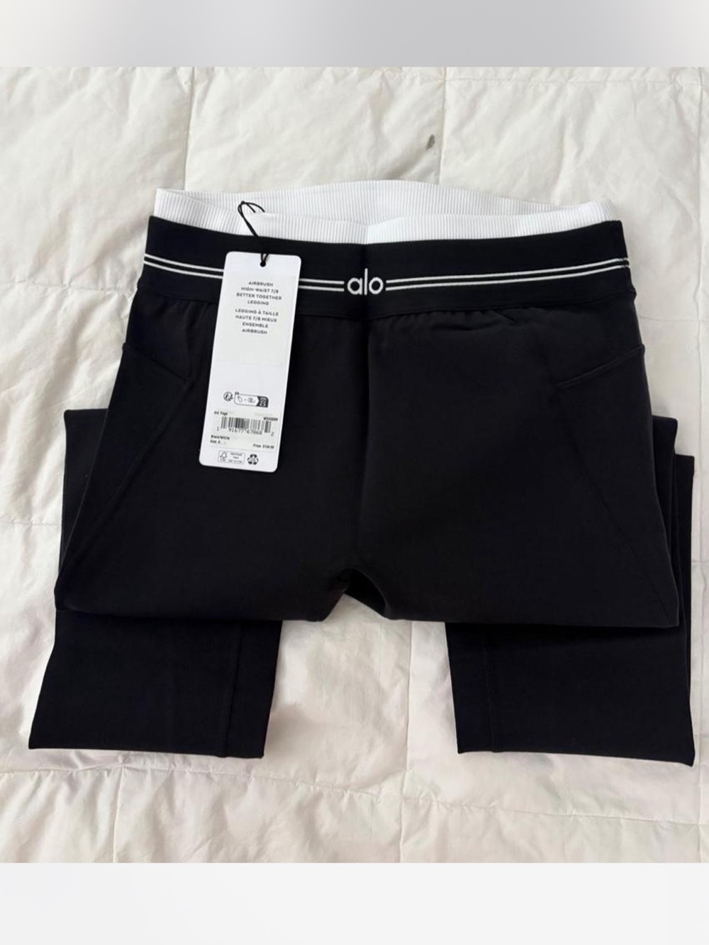 Alo yoga 7/8 better together legging size small (Black\White) BNWT